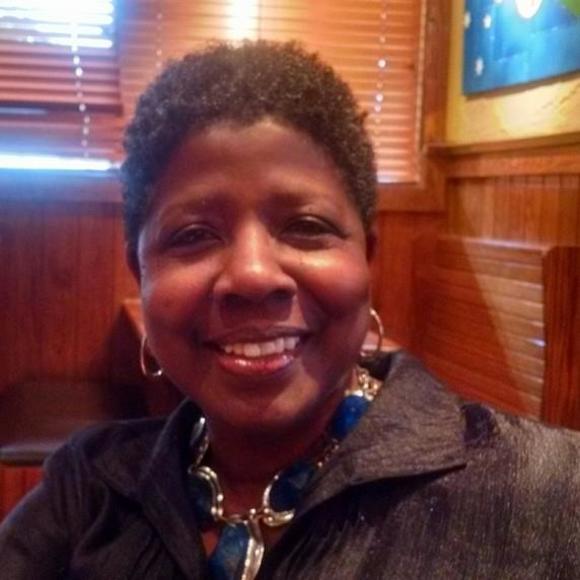 Meet your Posher, Linda - Picture 1 of 1